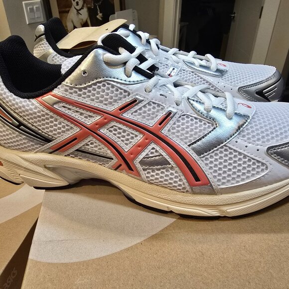 ASICS Gel-1130 White - Desert Red 1203A609-102 Mens Size 12 NEW SNEAKER SHOES - Picture 1 of 9